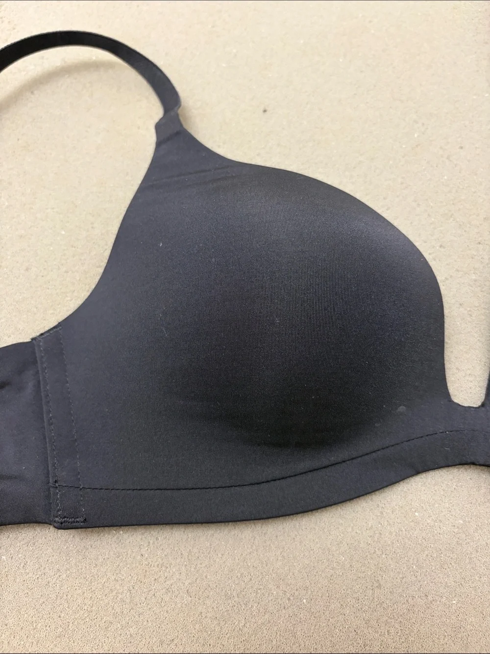 Wacoal Black Smooth Molded push up T-Shirt Bra. Size  34A
